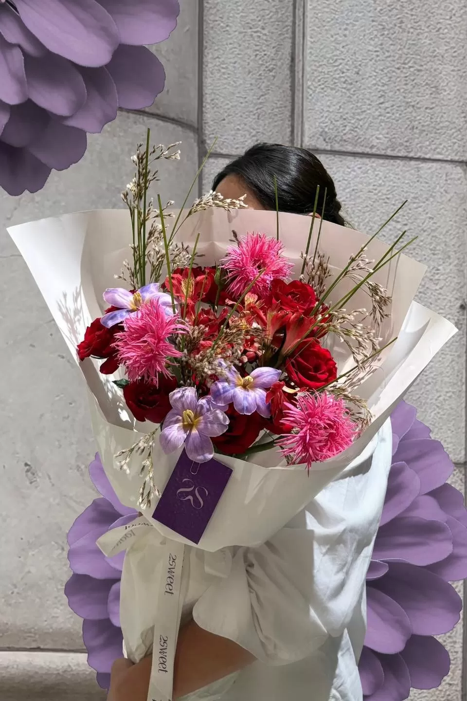 Top 5 Mẫu Hoa Được Yêu Thích Nhất Tại 2Sweet: Khám Phá Vẻ Đẹp Tinh Tế Cho Mọi Dịp! 2 2sweet hoa thiết kế